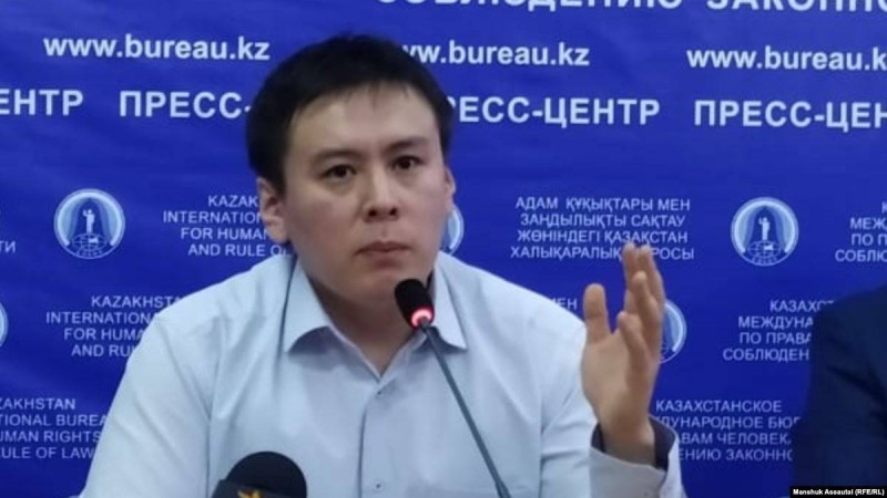 Демпартия құрғысы келетін бастамашыл топ съезге дайындық барысында қысым көргенін айтады