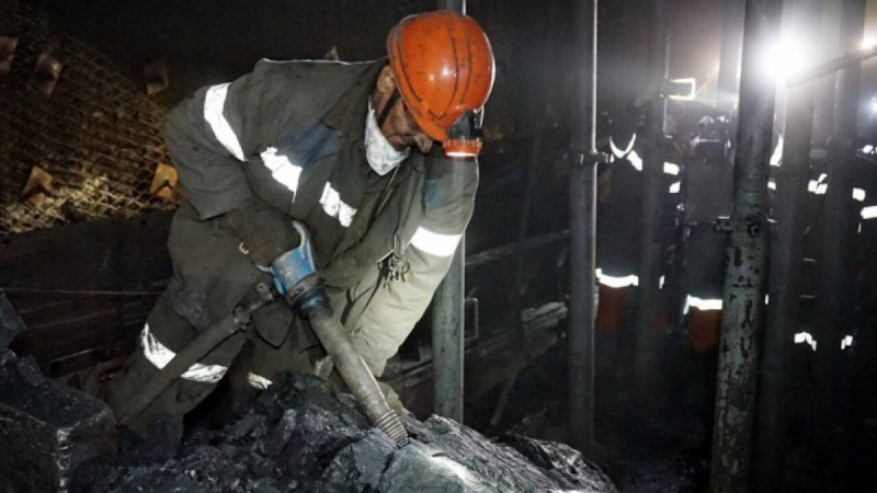 «Әділдік және өркендеу» қоры кеншілердің зейнет жасын төмендету туралы петицияға қосылды