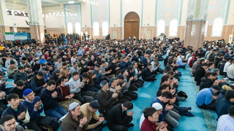 Сауатсыз уағыз жұртты діннен бездіруде