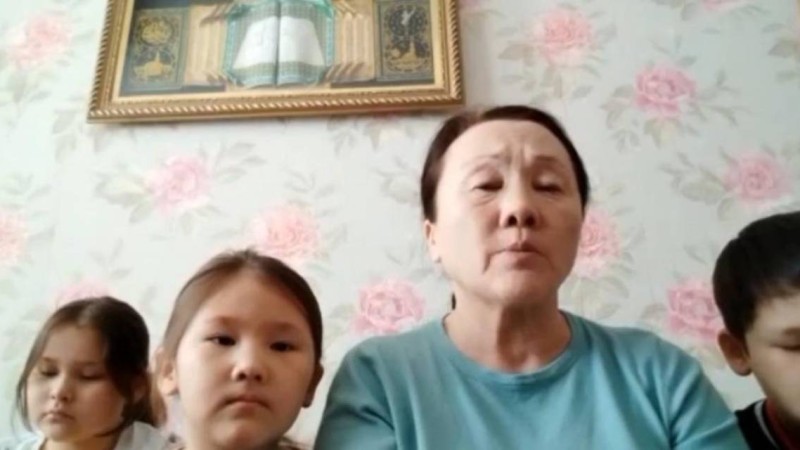 Сотталған журналист Махамбет Әбжанның отбасы Тоқаевқа бейнежазба жолдады (видео)