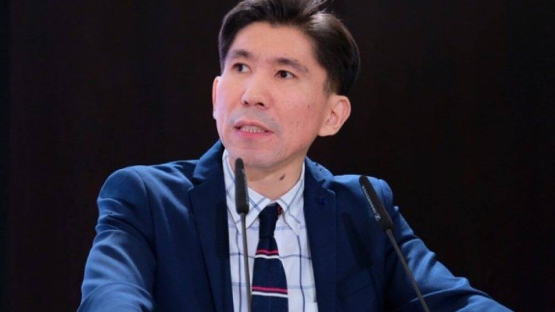 Досым Сәтпаев: Қазақстан өз ұстанымын нақтыламаса қиын болады