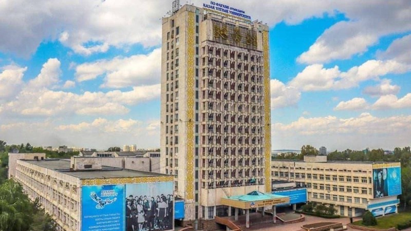 ҚазҰУ фонтанындағы өлім: сот-медициналық сараптамасы әлі дайын емес