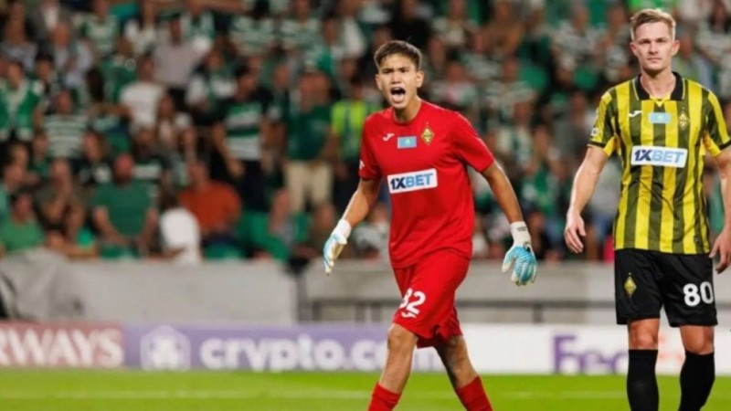 UEFA Шерхан Қалмұрзаның сейвін үздіктер қатарына қосты (видео)