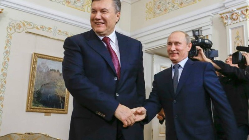 Янукович Минскте, Кремль оны Украинаның «президенті» лауазымына қоймақ