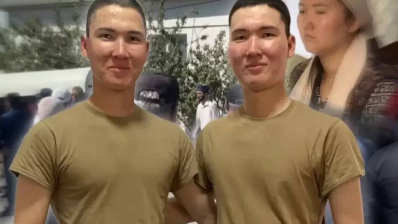 «Өлтірді, одан кейін оны ілді»: Әскерде көз жұмған Дінмұхамедтің туыстары оның өз-өзіне қол салғанына сенбейді