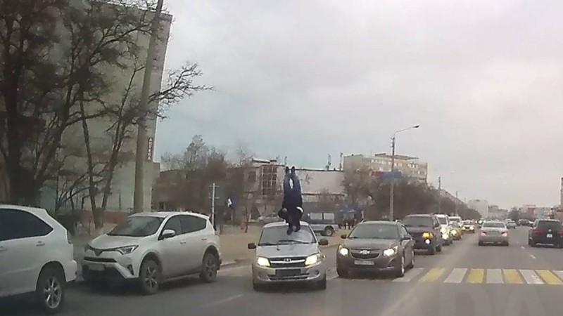 Мас күйде жаяу жүргіншіні қағып өлтірді: Ақтауда жүргізуші зардап шеккендерге 40 мың теңге төледі