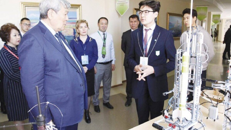 16 жастағы Астана тұрғыны NASA-да тағылымдамадан өтті