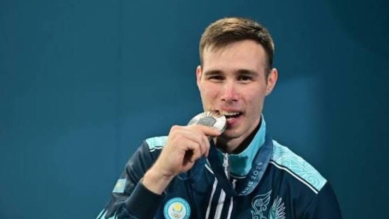 Сүйінші! Нариман Құрбанов Парижде өткен FIG World Challenge Cup турнирінде алтын медаль иеленді