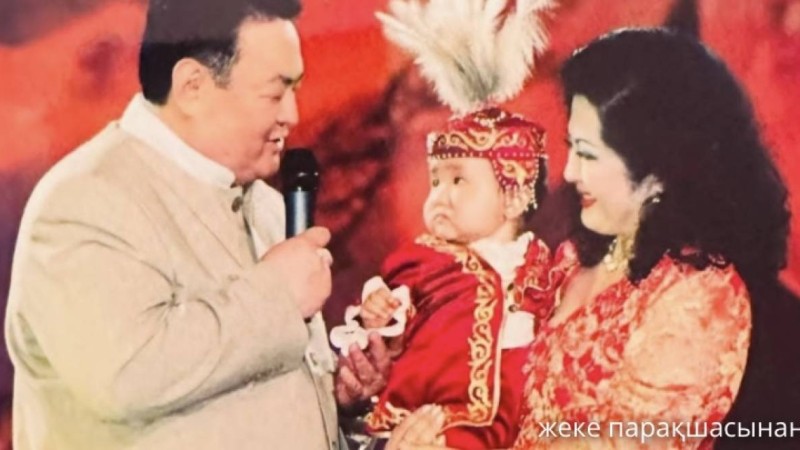 «Зәкең тірі болғанда»: Мақпал Жүнісованың 23 жыл бұрынғы видеосы жұрттың жүрегін елжіретті