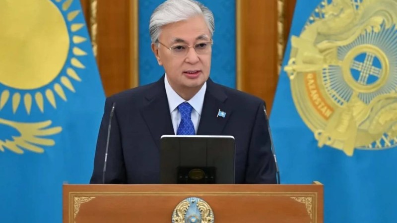 Президент бокстан Әлем чемпионатында топ жарған боксшыларды құттықтады  