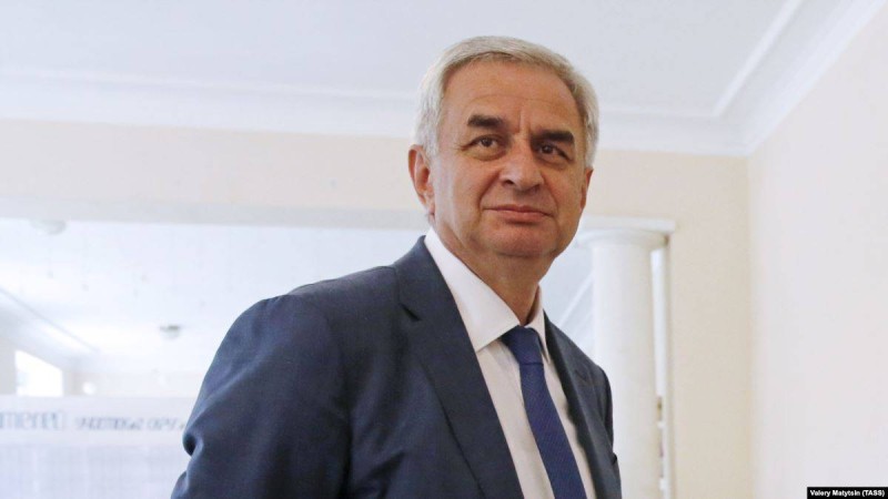 Оппозиция қарсылығынан кейін Абхазия президенті қызметінен кетті