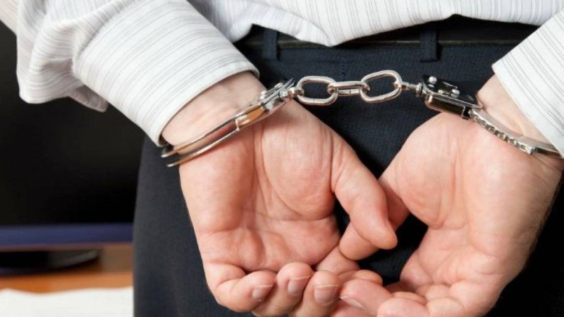 Атырауда облыстық басқарма басшысының орынбасары ұсталды