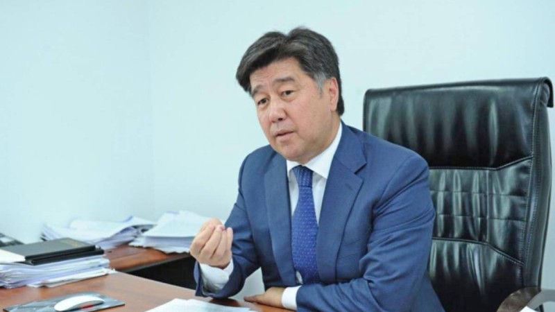 «Қазақ тілі – халықтың тілі, орыс тілі – бай мен биліктің тілі» – қоғам қайраткері (ВИДЕО)