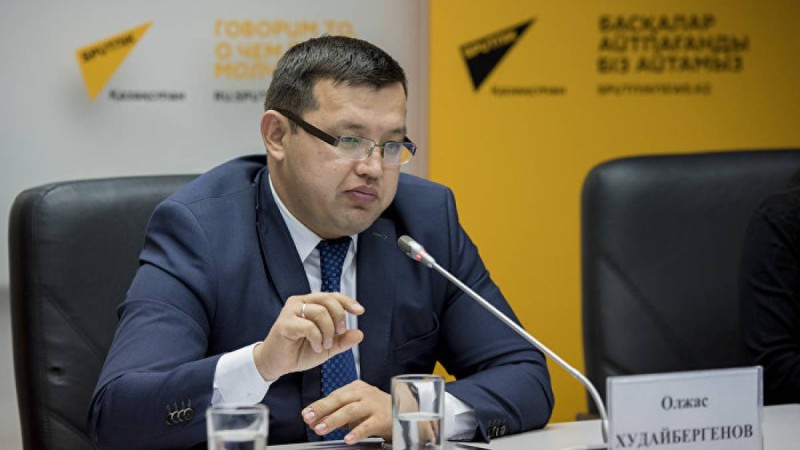 Тоқаевтың кеңесшісі желідегі жазбасынан кейін не болғанын айтты