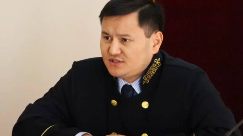 Оралда қалалық соттың төрағасы алаяқтық үшін сотталған 