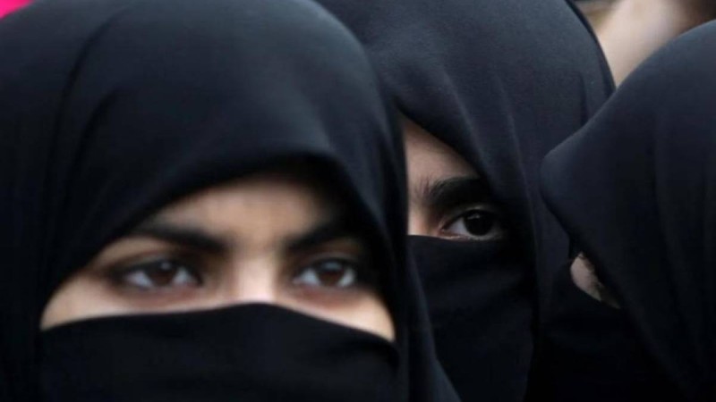 Инста-блогерлердің хиджабты сәнге айналдырып, елге дәріптегені дұрыс па? - мамандар пікірі