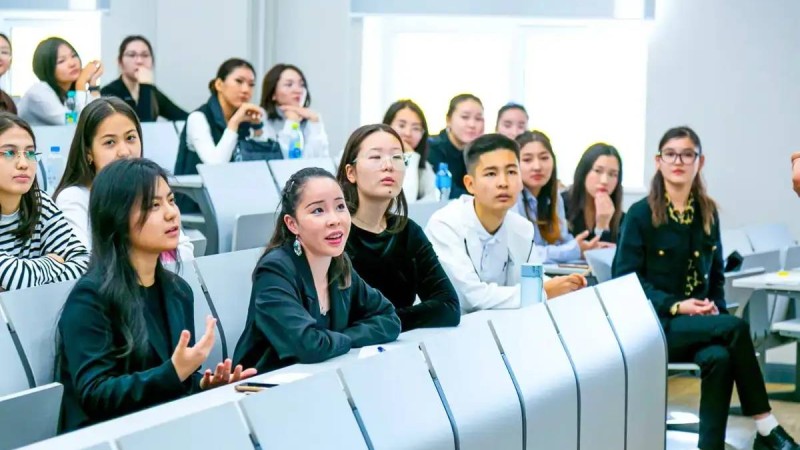 Қазақстанда студенттердің, магистранттардың және докторанттардың стипендиясы 1 қыркүйектен бастап көбейеді