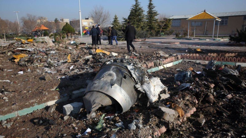 Иран Украинаға Boeing ұшағынан табылған "қара жәшікті" берді