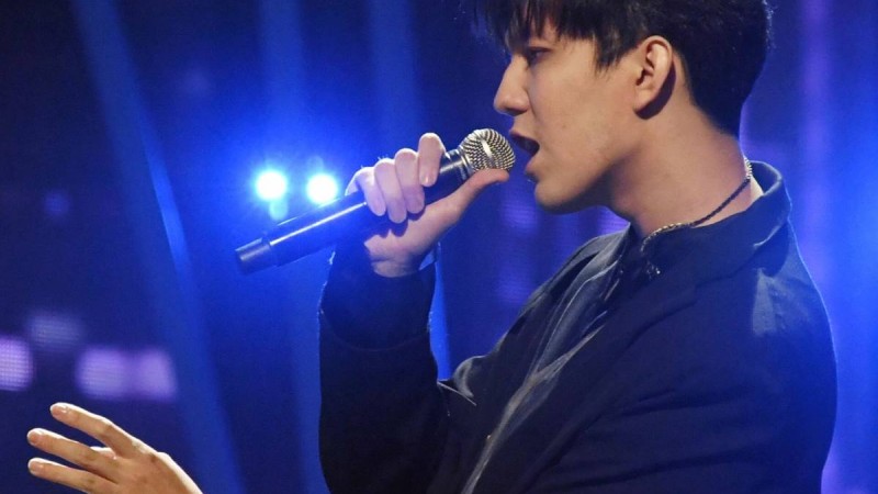 Қытайлық тыңдарман Димаш Құдайбергеннің әнін қазақша орындап, әншіні таңғалдырды (видео)