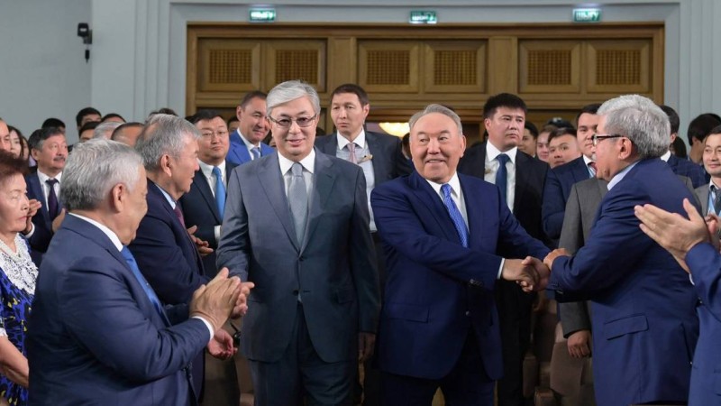 Тоқаев: Елбасы туралы заңның қажеті шамалы