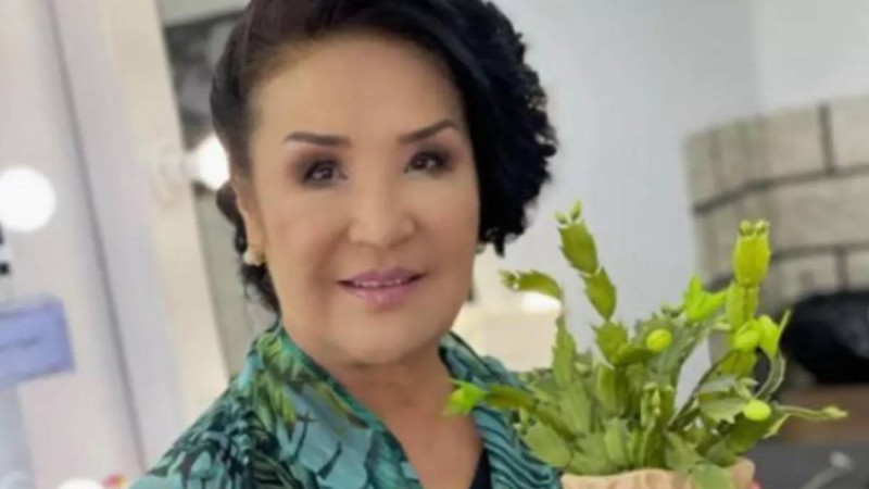 "Найман атамның аруағын қорламаңдар!": Майра Ілиясова тойда ру туралы әзіл айтқан асабаға шүйлікті (видео)