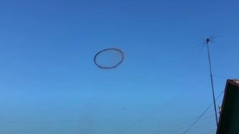 Аспандағы «портал»: Қазнетте видео тарап жатыр