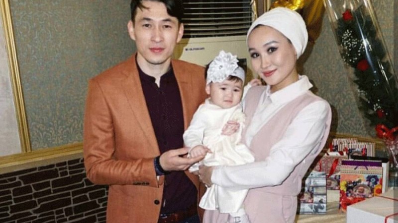 "Өнердегі достары Ғабиттің мені ұратынын білетін": Нұрилла Ақберен "Меломен" тобының жігіттеріне жауап берді