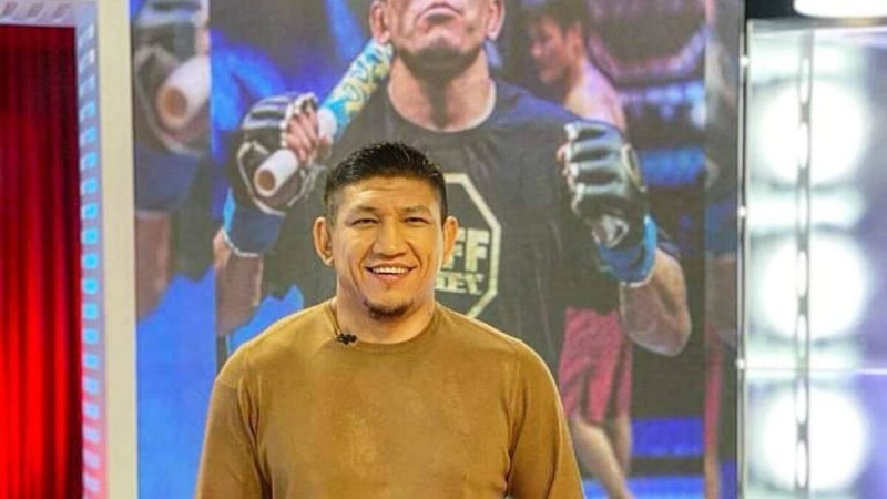 Қуат Хамитов вакцинация мен локдаун туралы: «Бұл ақымақ ойындарды тоқтататын кез келді»