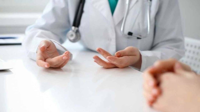 Коронавирусты жұқтыру қаупі бар дәрігерлерге қанша төленеді