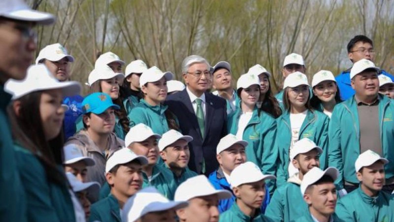 Қазақстандықтар Президентке сенім білдіре ме: сауалнама қорытындысы шықты