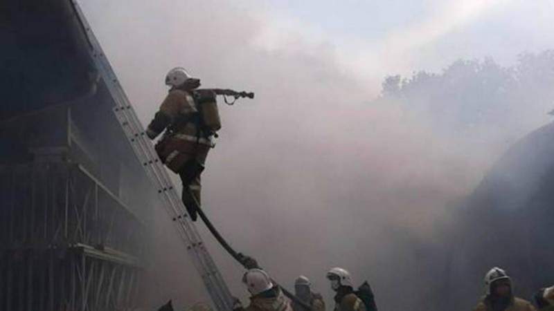 Алматыдағы қоймадағы өрт сөндірілді - Қазақстан жаңалықтары