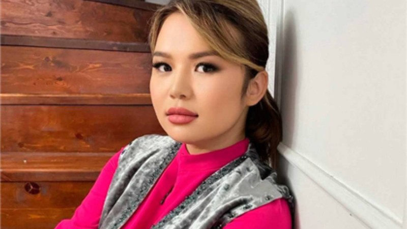 "Сасып кеткен носкиін де, трусиін де жуамыз": Блогер Рысбала Икрамбай ақыл айтқыш блогерлерді қатаң сынға алды