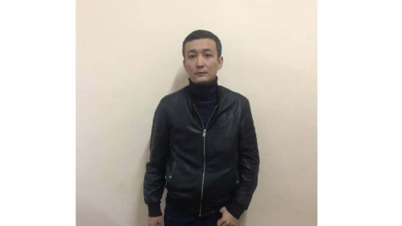 "1500 доллар берсең, мемлекеттік бағдарламамен үй алып береміз": Алматыда алаяқ ұсталды