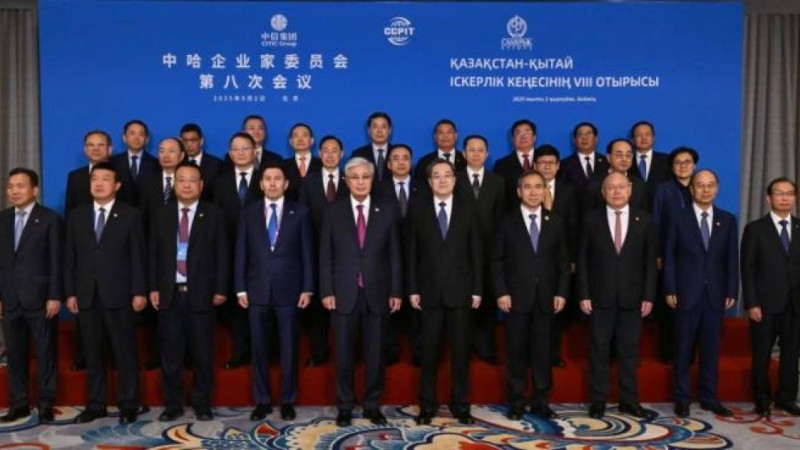 Қазақ-қытай іскерлік кеңесінің 8-ші отырысы басталды