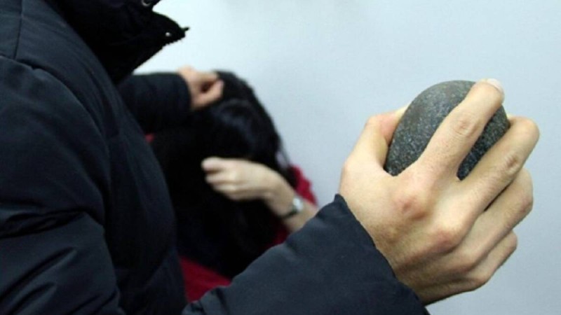 Пәкістанда бір топ адам Құранды өртеді деп айыпталған ер адамды таспен ұрып өлтірген