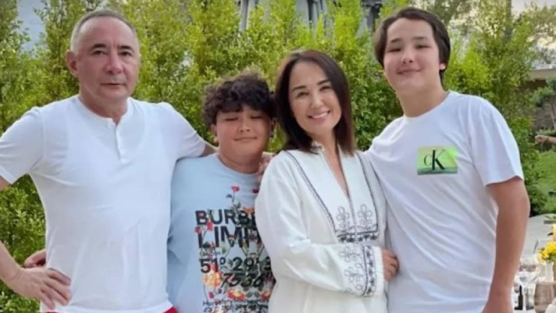 "Есікке қарап елеңдеймін": Ләйлә Сұлтанқызы жұбайының жүзкүндігіне орай естелік жазба жариялады (видео)