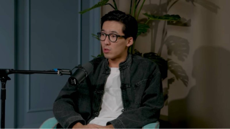 "Молдалар, психологтар 11 жастағы балаға жабылды" - Үкілі бала бала кезін еске алып, сұхбат берді 