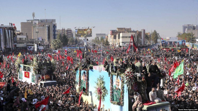 Сүлейманимен қоштасуға келген ондаған адам мерт болды. Жерлеу рәсімі шегерілді