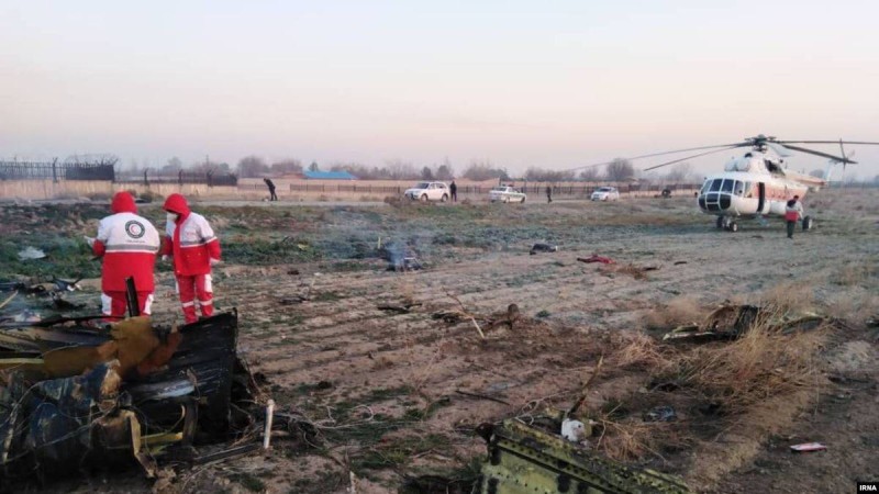 Иранда 180 адамы бар жолаушы ұшағы құлады