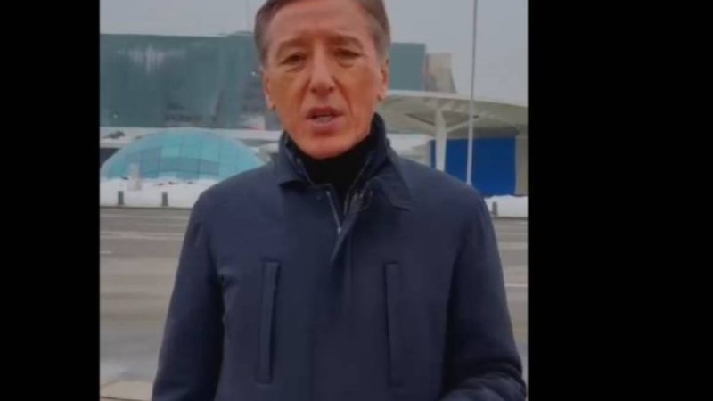 Болат Әбілов Тұңғыш Президент туралы заңның күшін жоюға шақырды