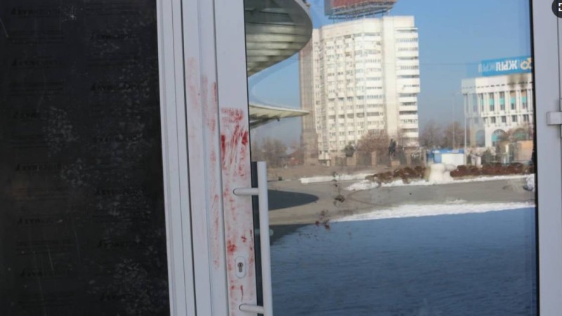 Алматыда митинг: "Қасіретті қаңтар" құрбандарын еске алуда