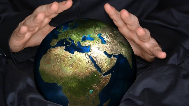 Тағы бір формасы келейін деп тұр, коронавирус: Экстрасенс 2021 жылы Қазақстанда не болатынын айтты