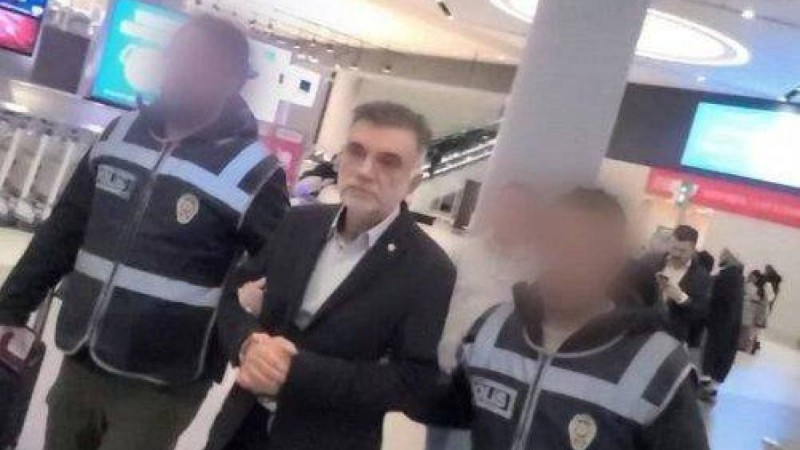 Түркияда жер сілкінісі кезінде құлаған тұрғын үй кешенінің сәулетшісі ұсталды