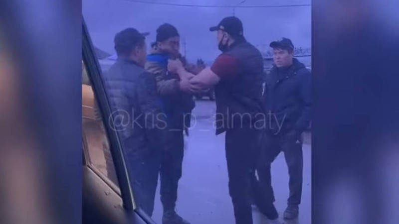 "Алтын Орда" базарындағы төбелес видеоға түсіп қалды