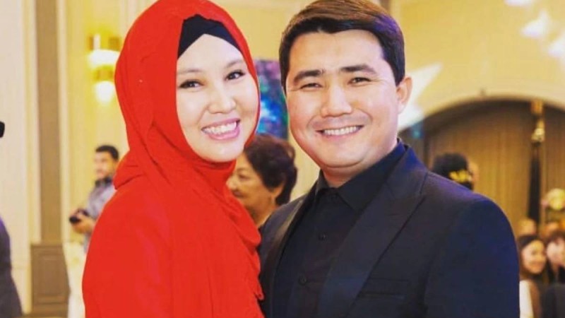 "Жәннаттың иісін де аңсамасын": Талғат Жорабаевтың әйелі орамалын шешіп тастаған қыздарға қатысты пікір білдірді