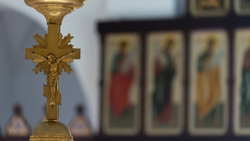 Православ христиандары Рождество мерекесін атап өтуде