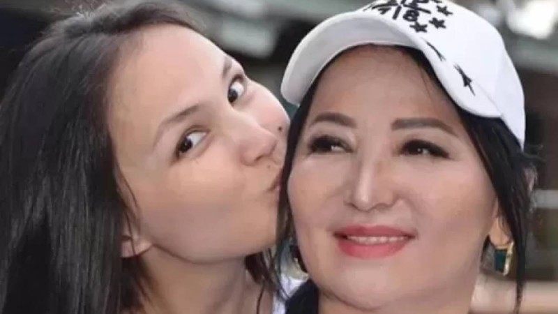 "Сырттан бал ашпаңыздар": Гүлзира Айдарбекова көпшіліктің сұрағына жауап берді