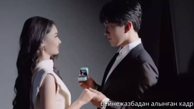 «Димаш Құдайберген үйленді»: Желіде әншінің қалыңдыққа сақина салған сәтінен видео тарады (ВИДЕО)