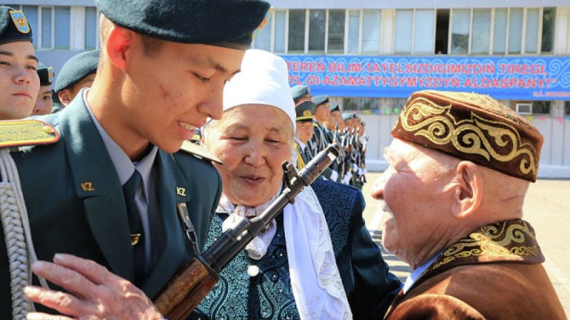 Биыл әскери ант қабылдауға ата-аналар қатыса ала ма?