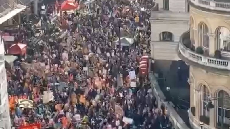 Ұлыбританияда соңғы 10 жылда болмаған ең үлкен ереуіл басталды